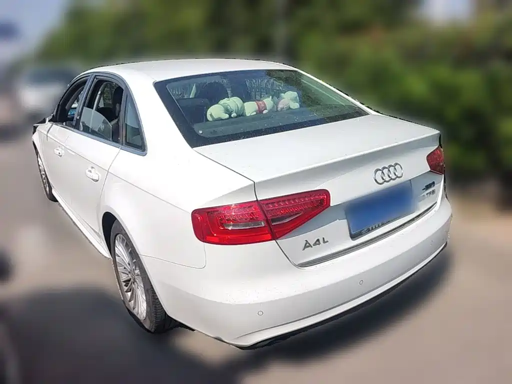 Audi A4L — миниатюра 23