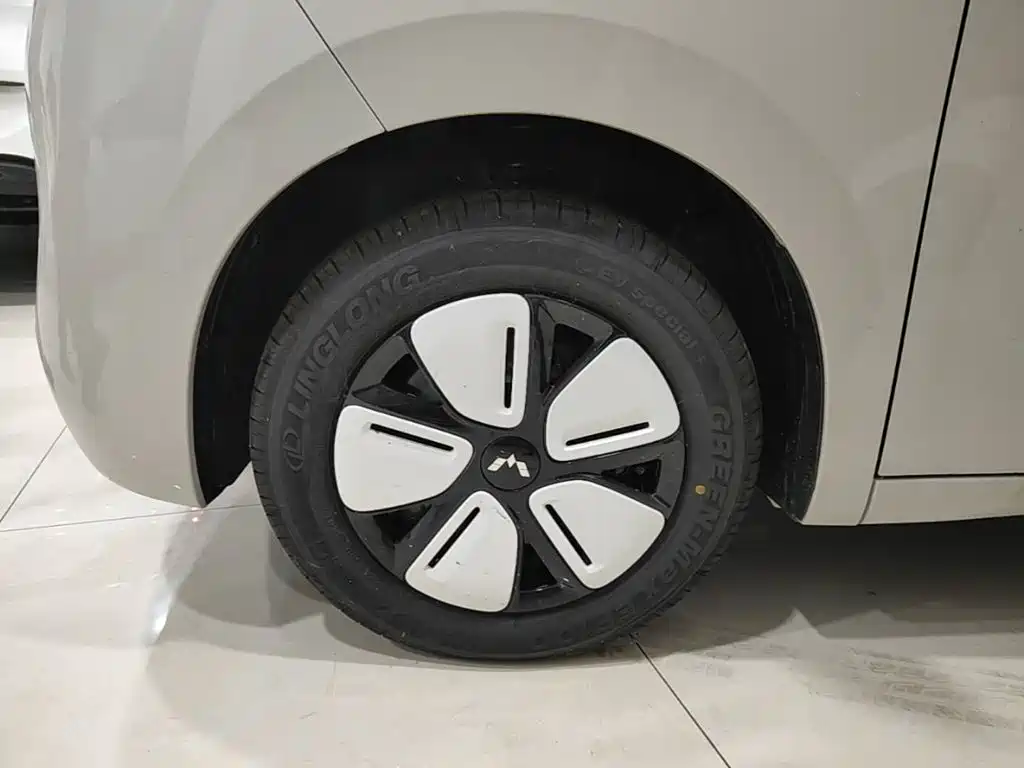Wuling MINIEV — миниатюра 23