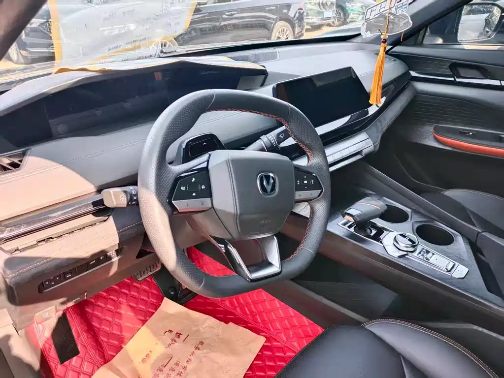 Changan UNI-V 2022 1.5T Sport