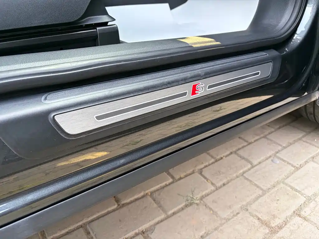 Audi Q5L Sportback Facelift 40 TFSI Luxury Type, фото 33