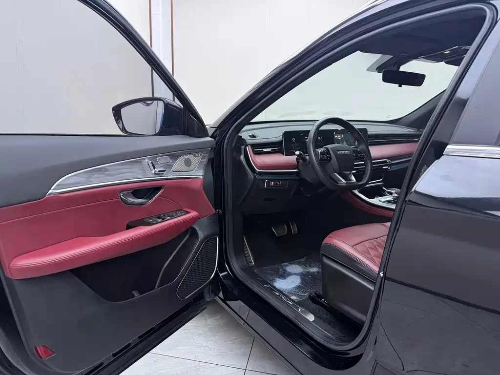 JETOUR X70 PLUS 2023 1.5T DCT Warrior PLUS 5 мест