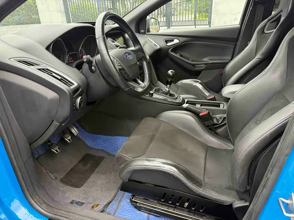 Ford Focus (Import) — миниатюра 7