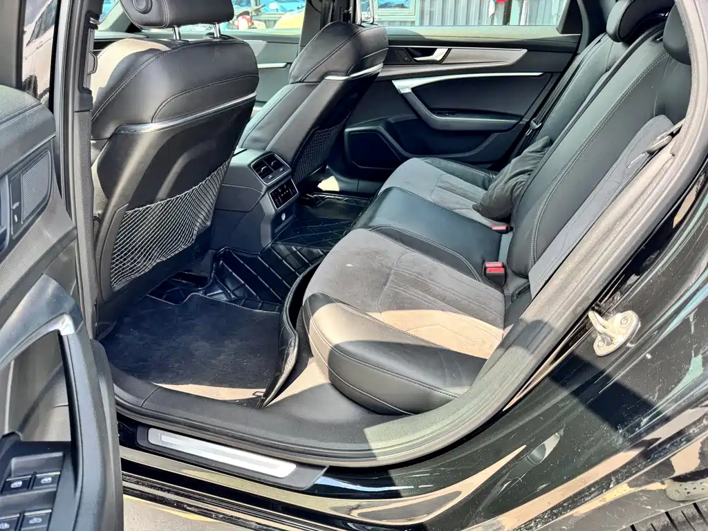 Audi A6L — миниатюра 5
