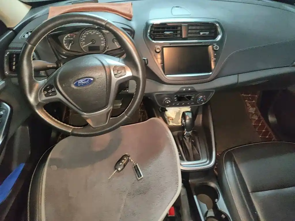 Ford Escort — миниатюра 13