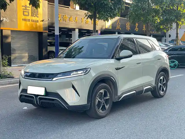 2025 BYD Yuan