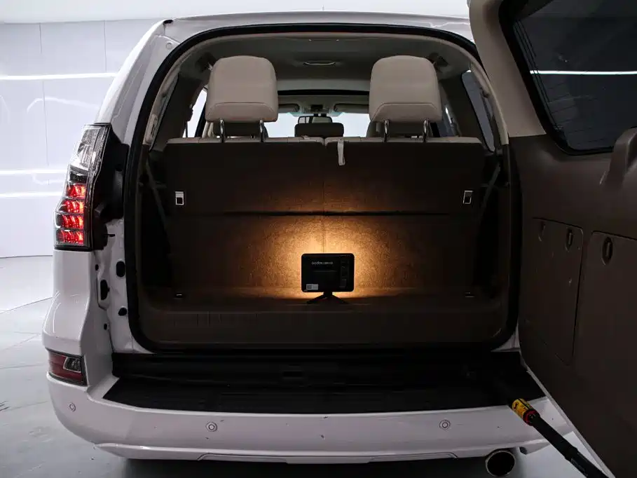 Lexus GX — миниатюра 18