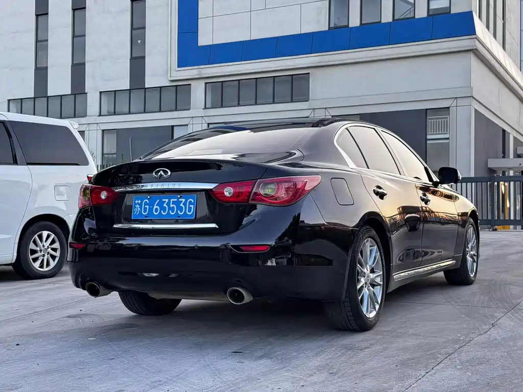 Infiniti Q50L — миниатюра 9