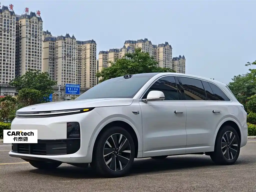 Li Auto Li L6 2025