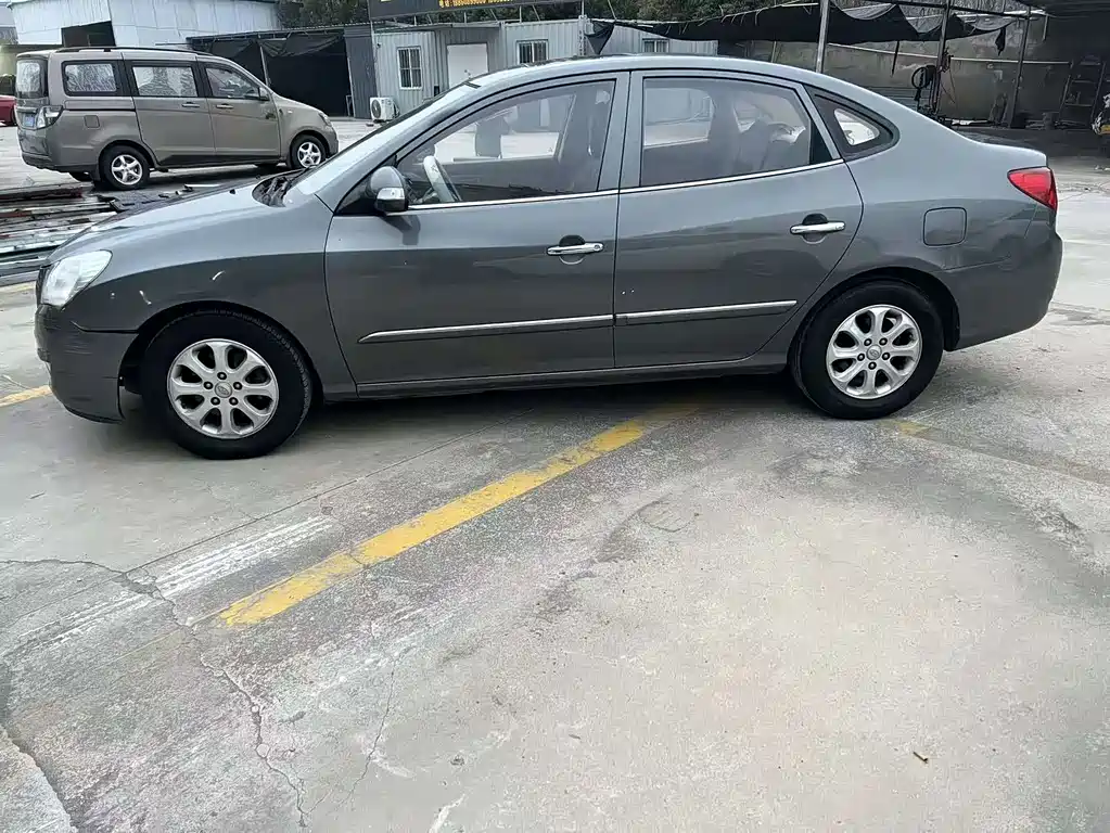 Hyundai Elantra 2010 1.6L AT GL