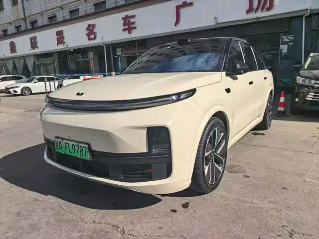 2023 Li Xiang L9