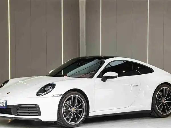 Porsche 911 2023