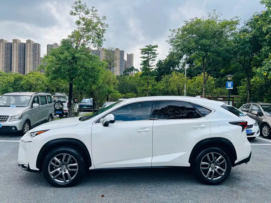 Lexus NX — миниатюра 7