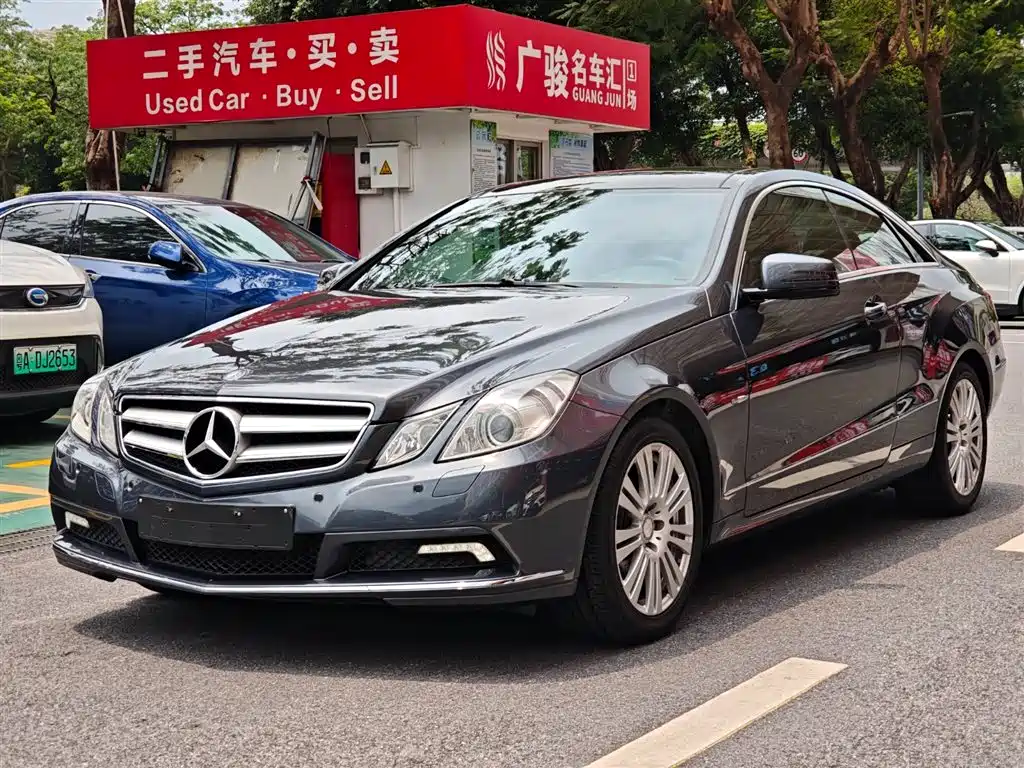 Mercedes-Benz E-Class (Import) 2010