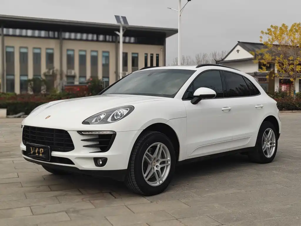 Porsche Macan 2015