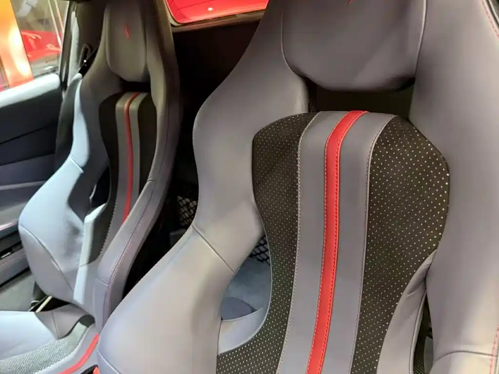 Ferrari F8 — миниатюра 7