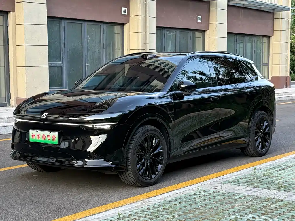 2025 Zeekr 7X - zdjęcie 1 z 9