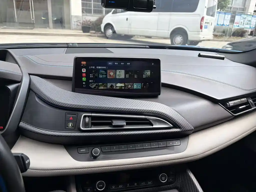 BMW i8 — миниатюра 5