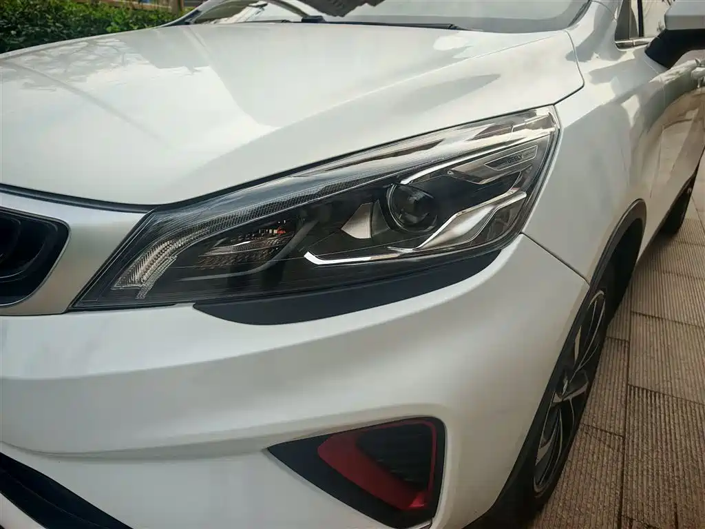 GEELY AUTOMOBILE EMGRAND GS