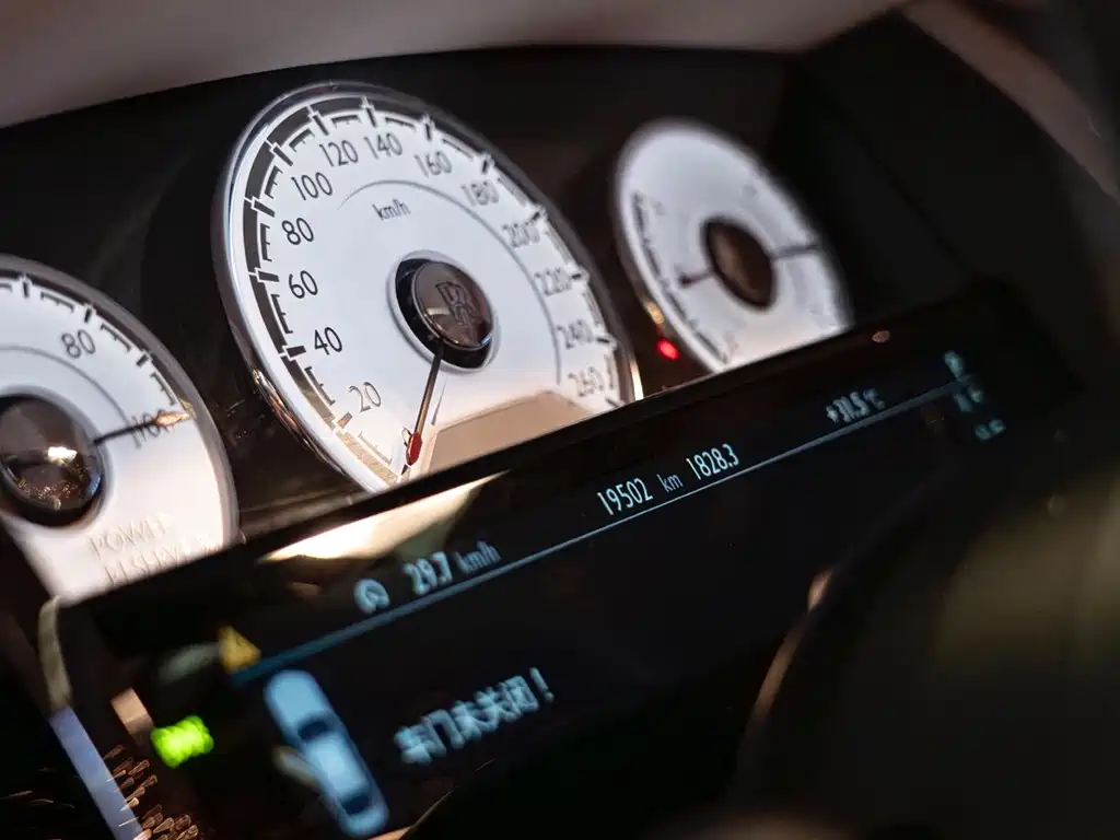 Rolls-Royce Wraith — миниатюра 16