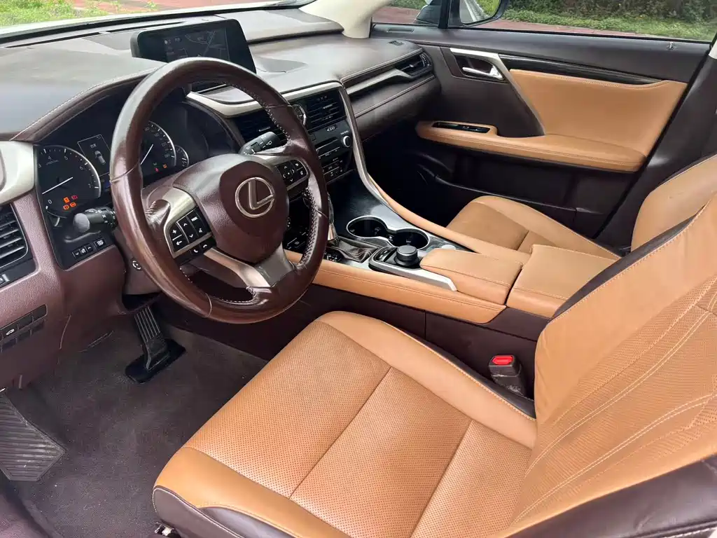 Lexus RX — миниатюра 5