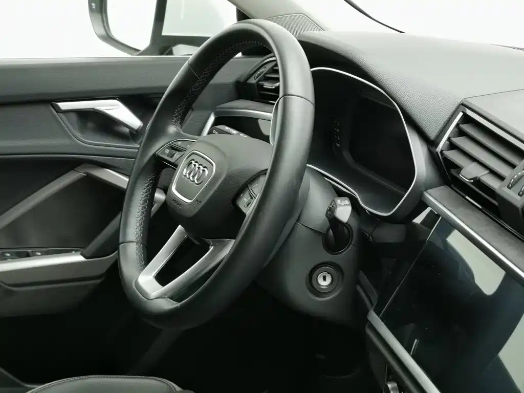 Audi Q3 — миниатюра 22