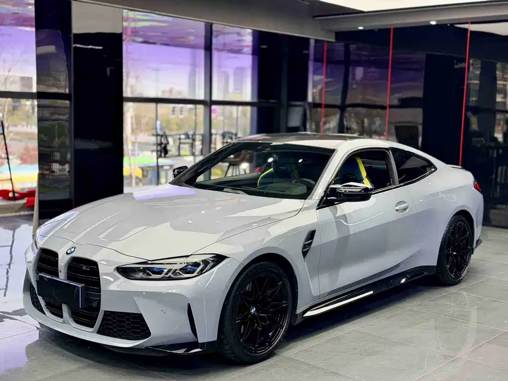 BMW M4 2022