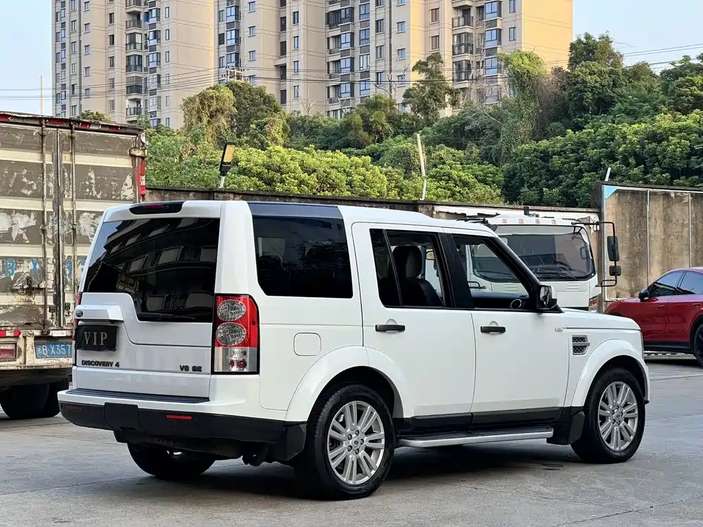 Land Rover Discovery — миниатюра 6