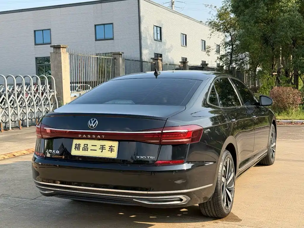 Volkswagen Passat — миниатюра 7