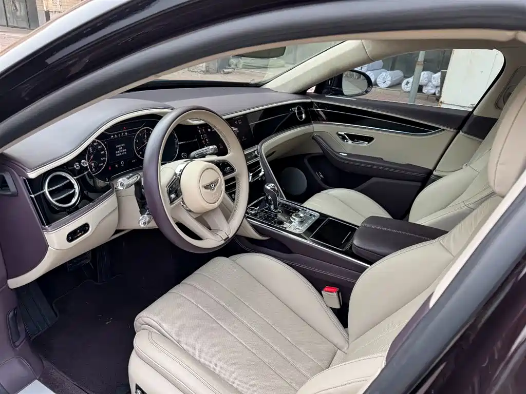 Bentley Flying Spur 2024 4.0T V8 Standard