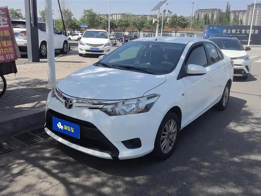 Toyota Vios 2015