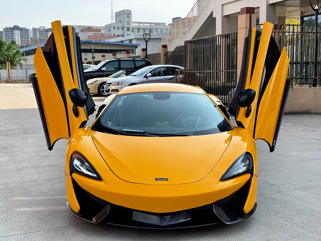 McLaren 570 2016