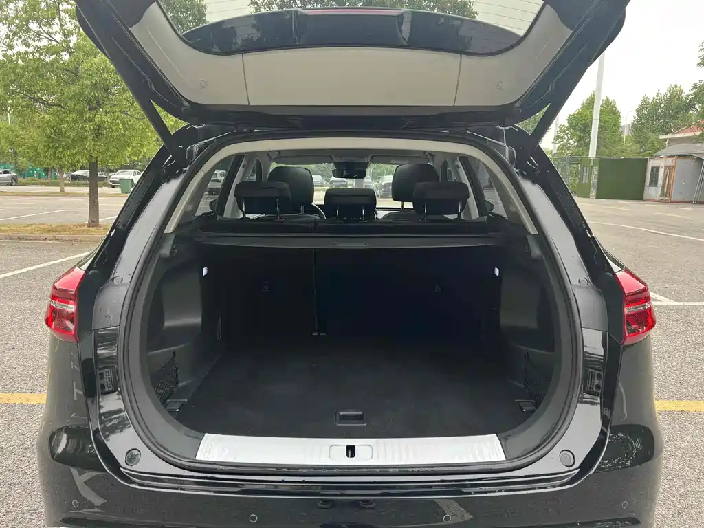 Hongqi Hongqi HS5 — миниатюра 14