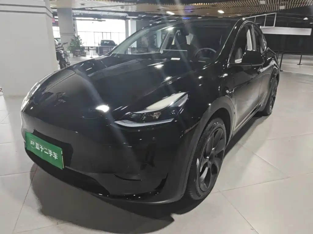 Tesla Model Y — фотографии объявления, Фото 2