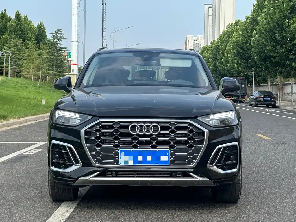 Audi Q5L 2025 45 TFSI Luxury