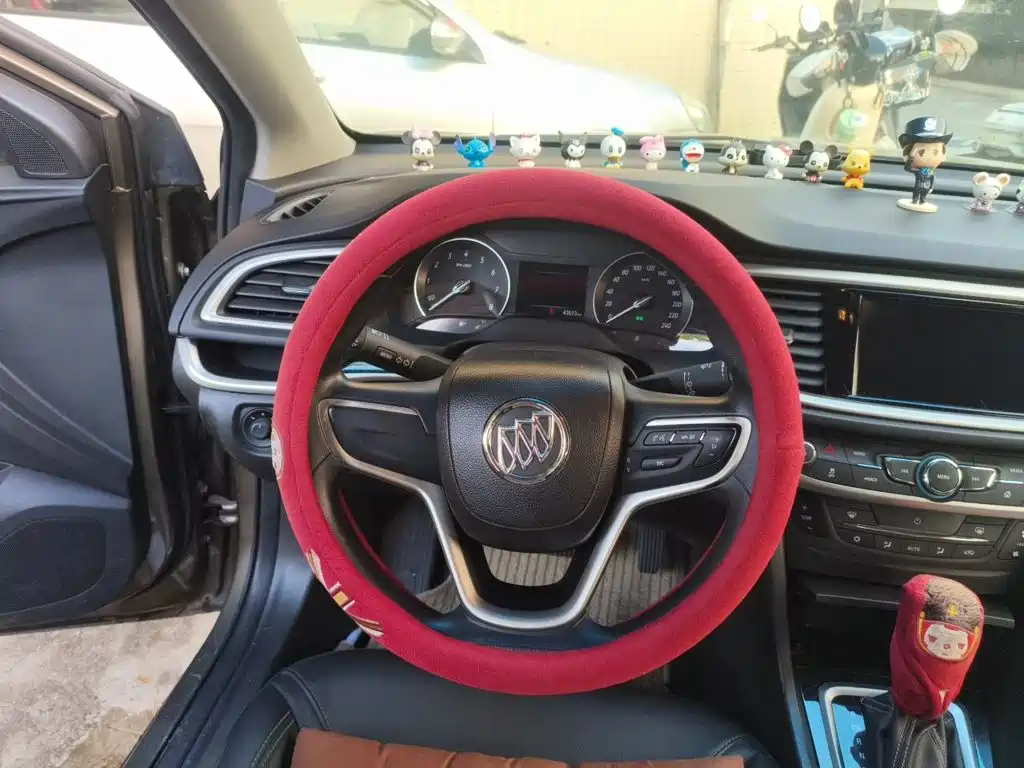 Buick Excelle — миниатюра 3