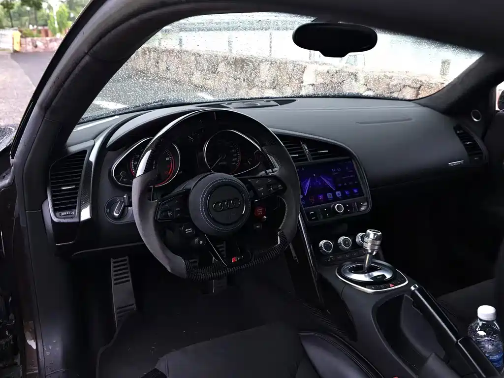Audi R8 — миниатюра 14
