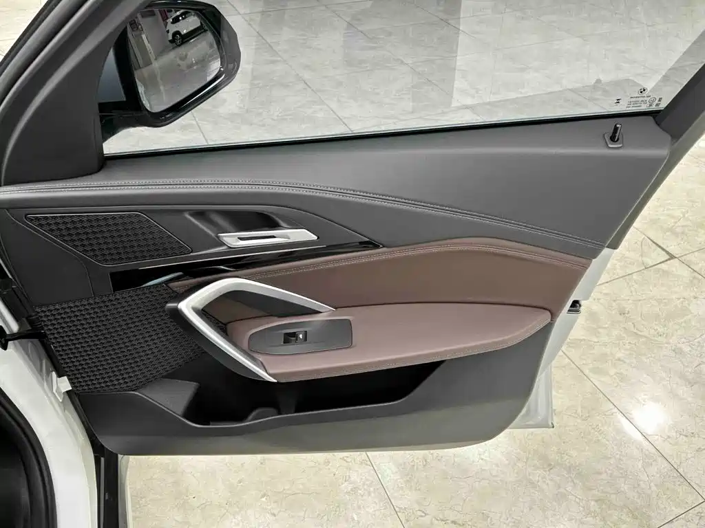 BMW X1 — миниатюра 13