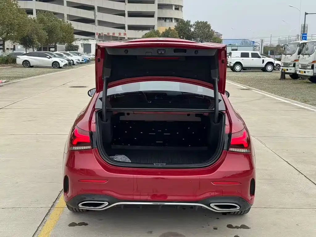 MERCEDES-BENZ A CLASS