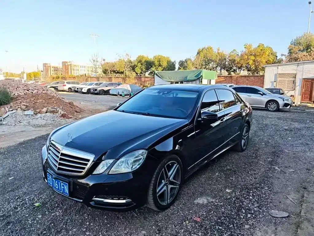 Mercedes-Benz E-Class 2013