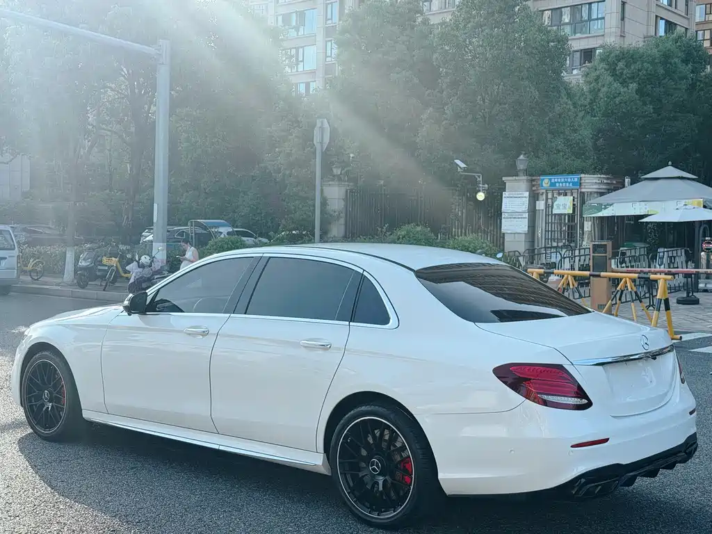 Mercedes-Benz E-Class E 2018 E 200 L Sport