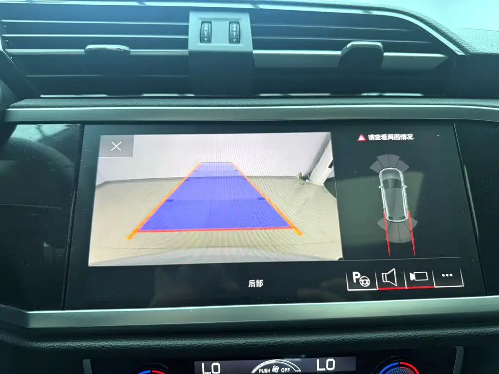 Audi Q3 — миниатюра 14