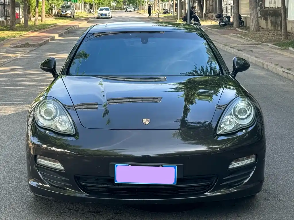 Porsche Panamera 2010 Panamera S 4.8L