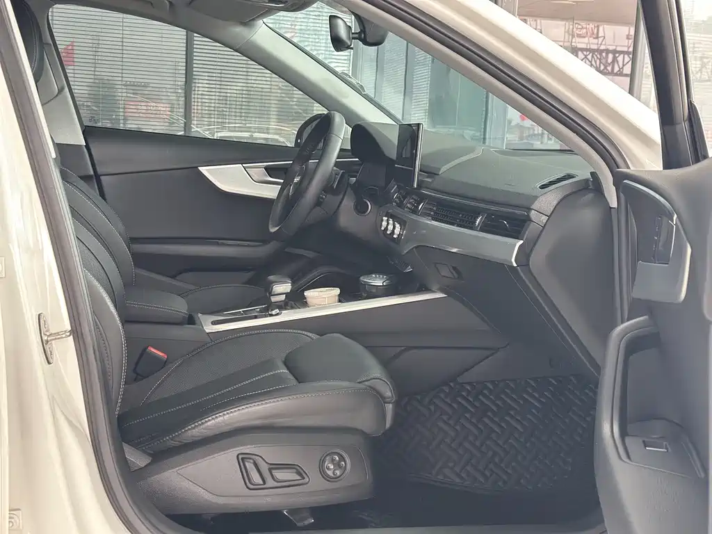 Audi A4L — миниатюра 5