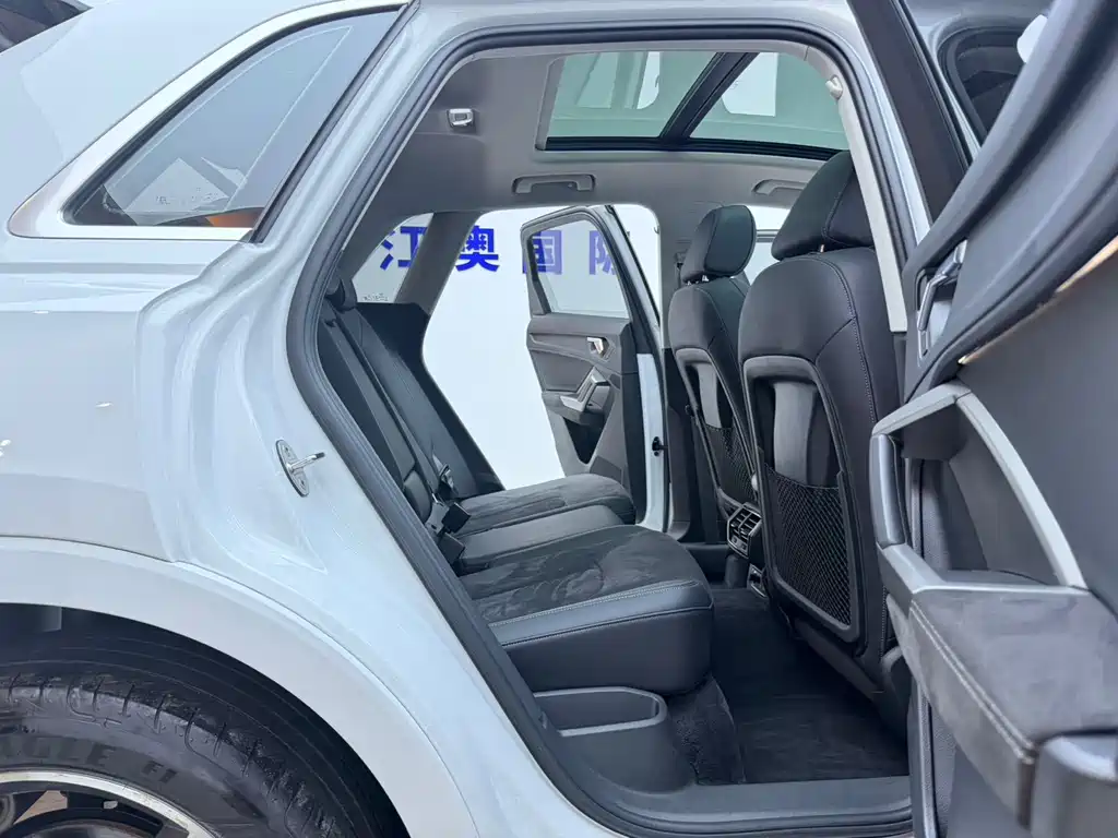 Audi Q3 — миниатюра 16