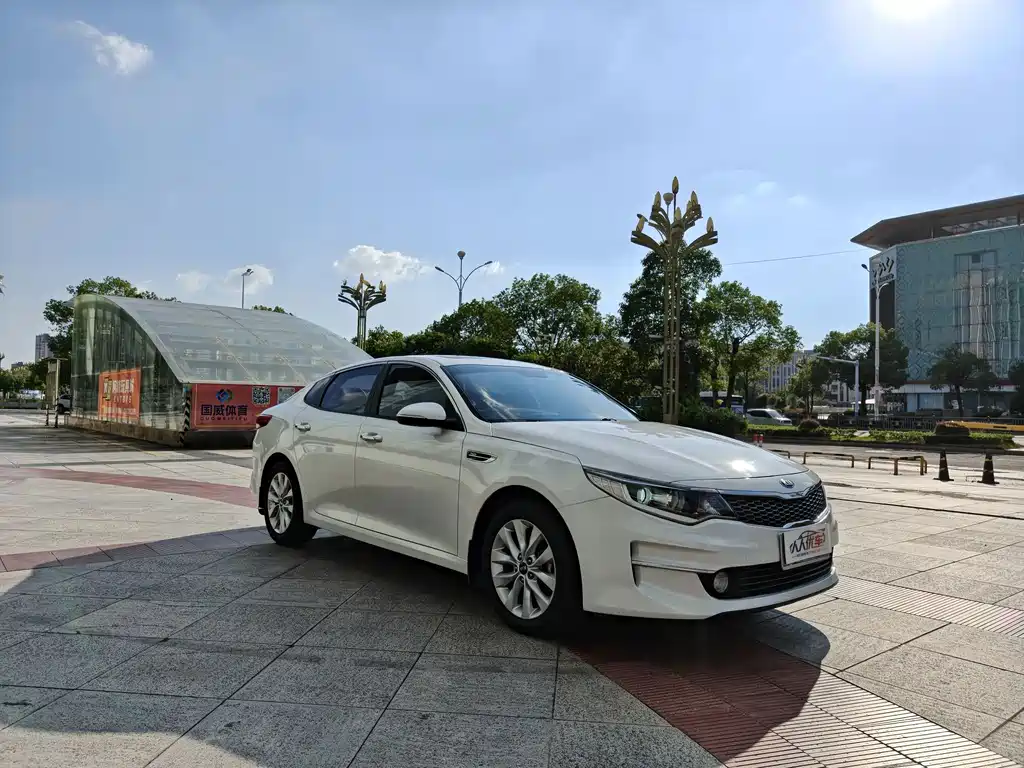 Kia K5 — миниатюра 8