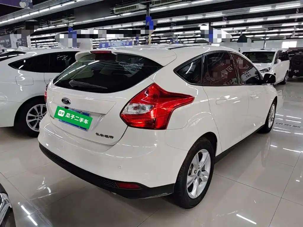 Ford Focus — миниатюра 7