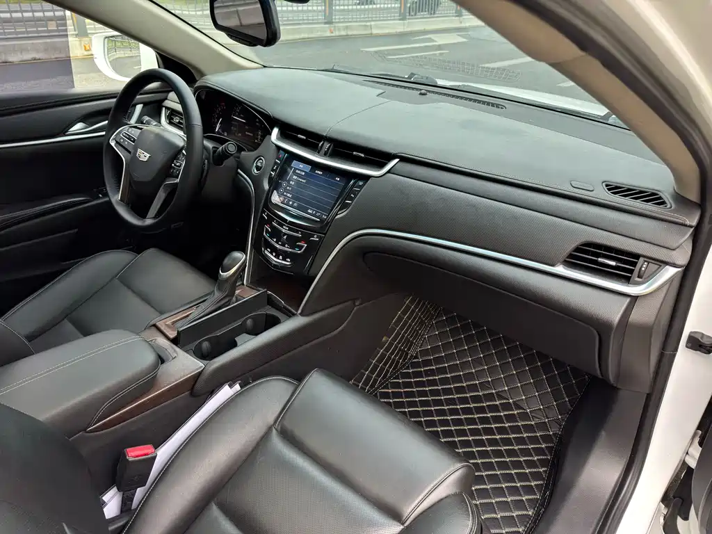 Cadillac XTS — миниатюра 10