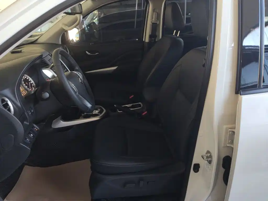 Nissan Terra — миниатюра 15
