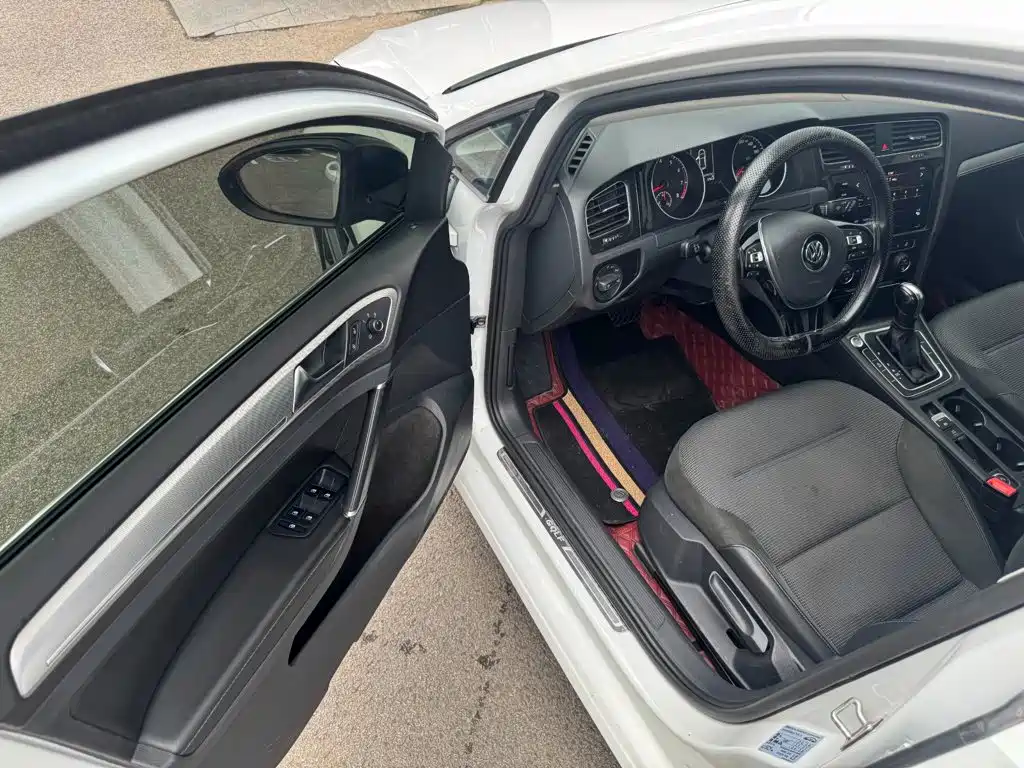 Volkswagen Golf — миниатюра 14