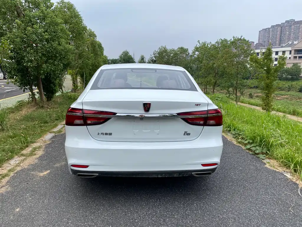 Roewe i6 Classic — миниатюра 6
